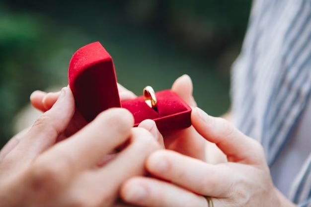 How to Start a Conversation with a Girl in Arranged Marriage Meeting