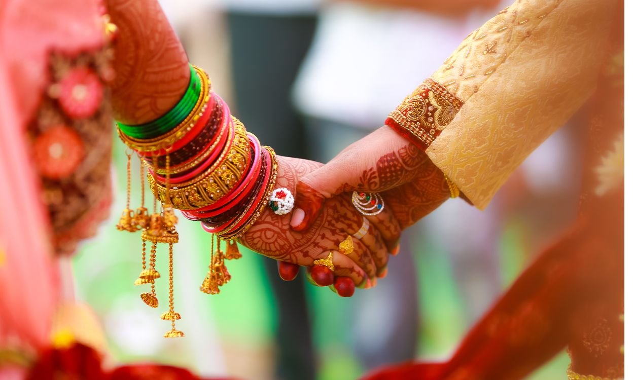 How to Deal with Age Gap in a Marriage Proposal