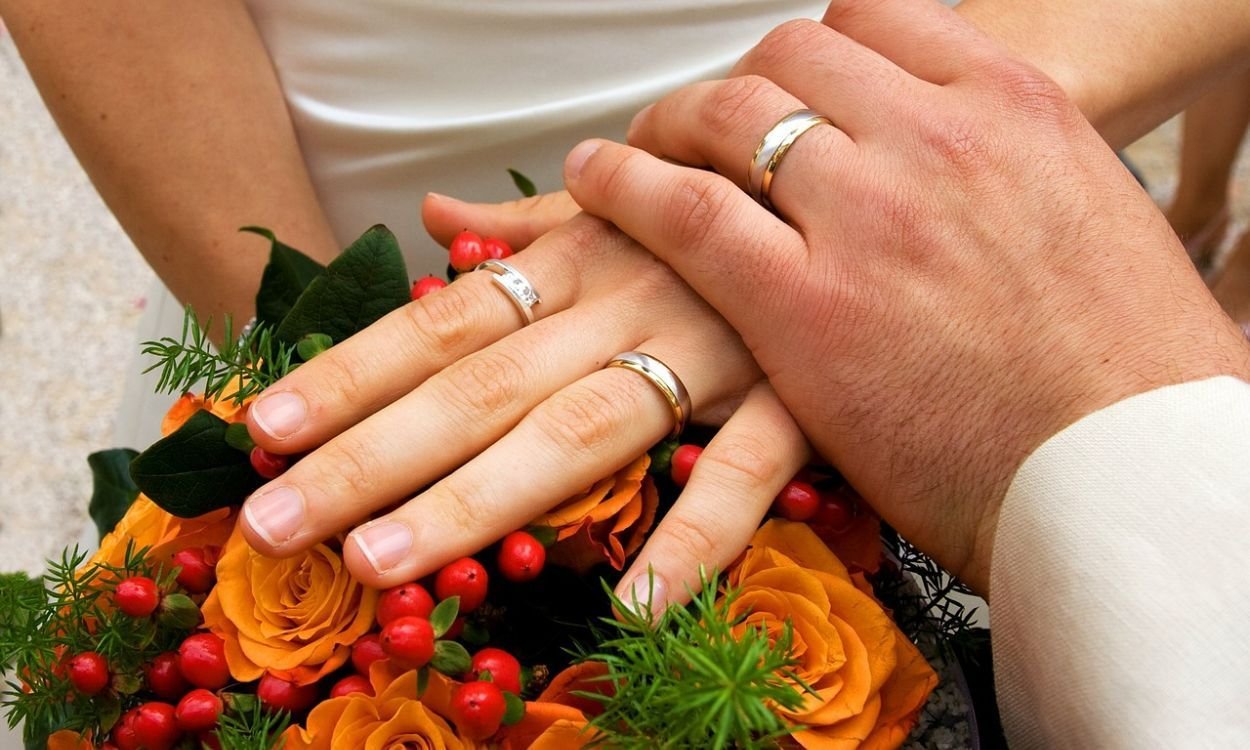 Tips to Navigate Cultural Differences in NRI Marriages